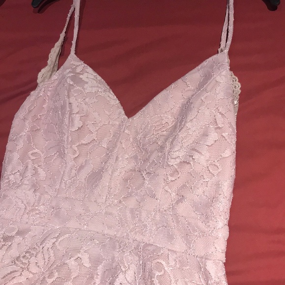 Lace high low skater dress - Picture 3 of 6